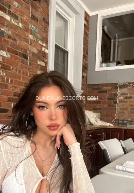 Dundalk escorts Frida — 1