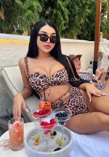 Dundalk escorts Delaney — 8