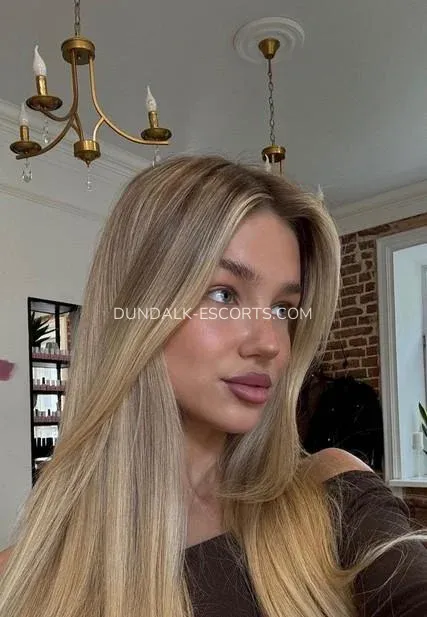 Dundalk escorts Isaura — 3