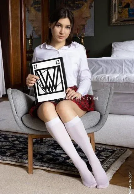 Dundalk escorts Ulrika — 3