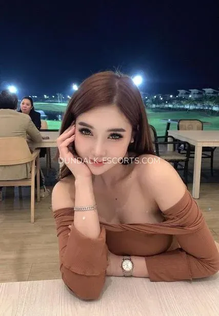 Dundalk escorts Elin — 5