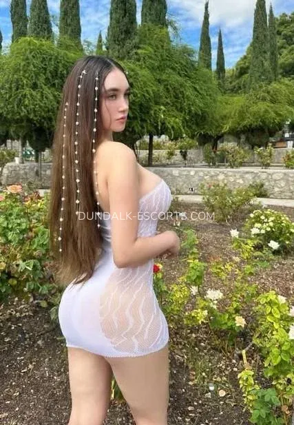 Dundalk escorts Malin — 3