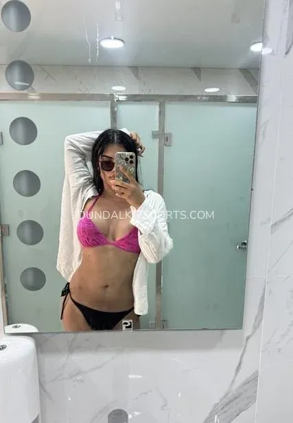 Dundalk escorts Carly — 7