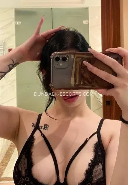 Dundalk escorts Amelia — 4