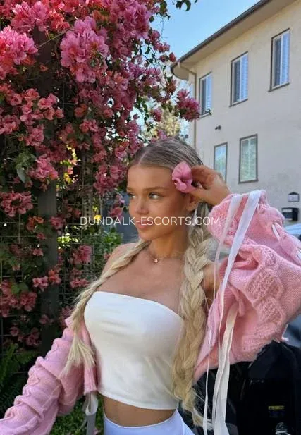 Dundalk escorts Viktoria — 5