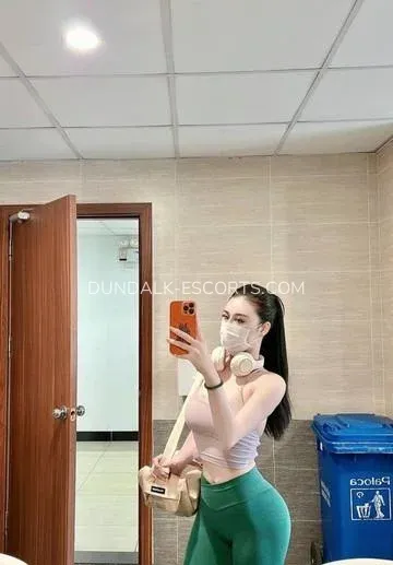 Dundalk escorts Viola — 1