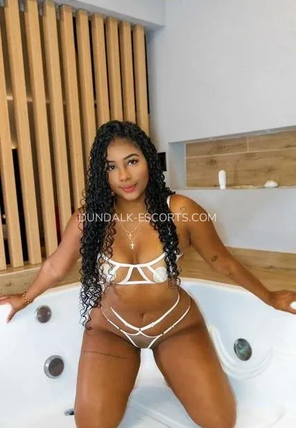 Dundalk escorts Ellinor — 3