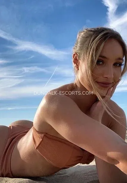Dundalk escorts Elisabeth — 4