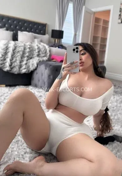Dundalk escorts Vivian — 3