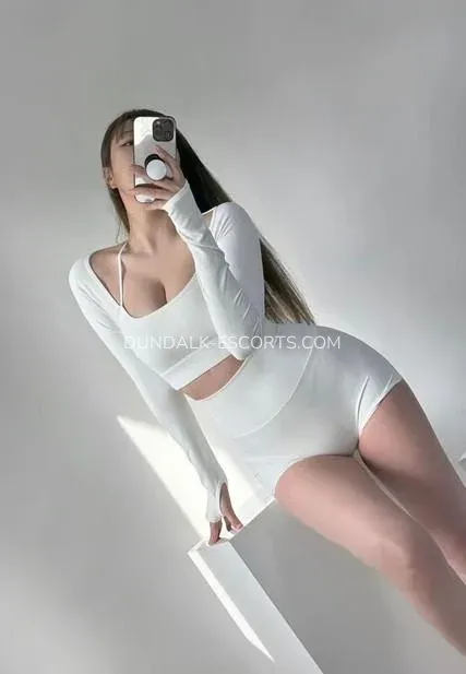 Dundalk escorts Ida — 4