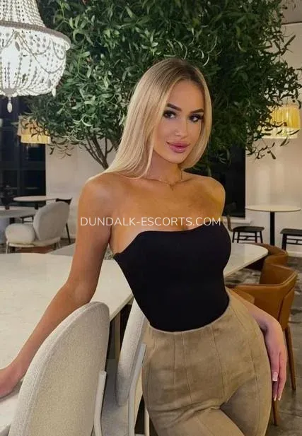 Dundalk escorts Kira — 4