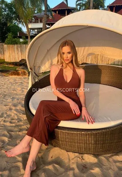 Dundalk escorts Irene — 1