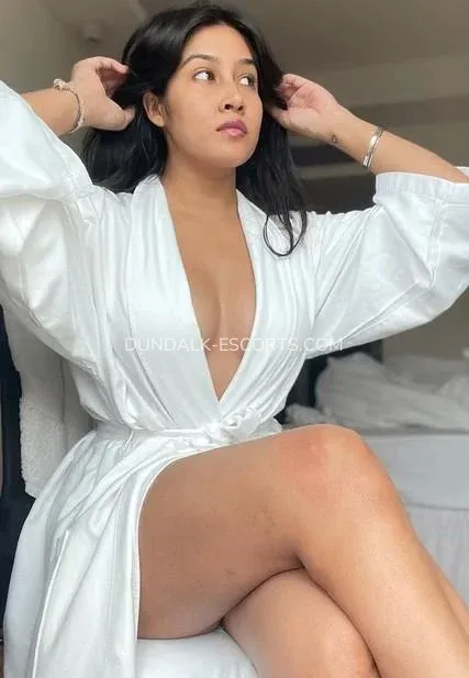 Dundalk escorts Gun — 6