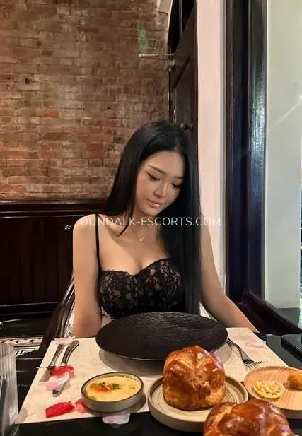 Dundalk escorts Kyla — 1