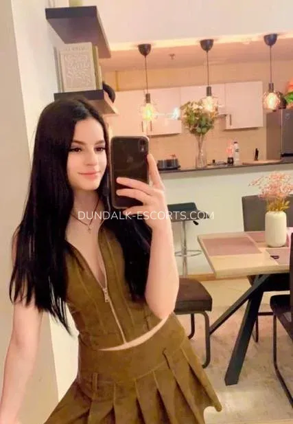 Dundalk escorts Ellie — 5