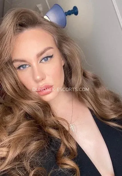 Dundalk escorts Aubrey — 4