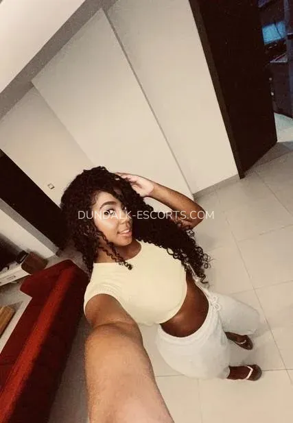 Dundalk escorts Ellinor — 8