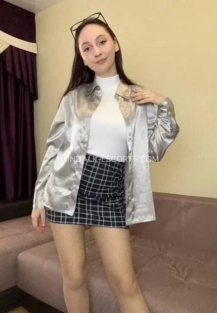 Dundalk escorts Rylee — 1