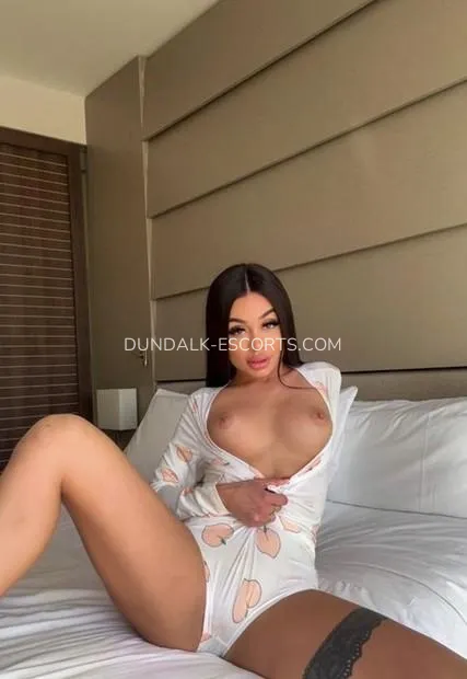 Dundalk escorts Abril — 2