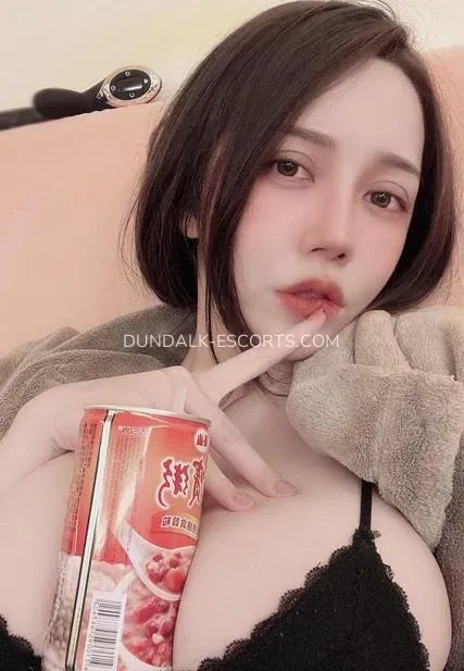 Dundalk escorts Alexandra — 3