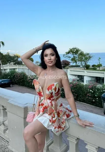 Dundalk escorts Mary — 3