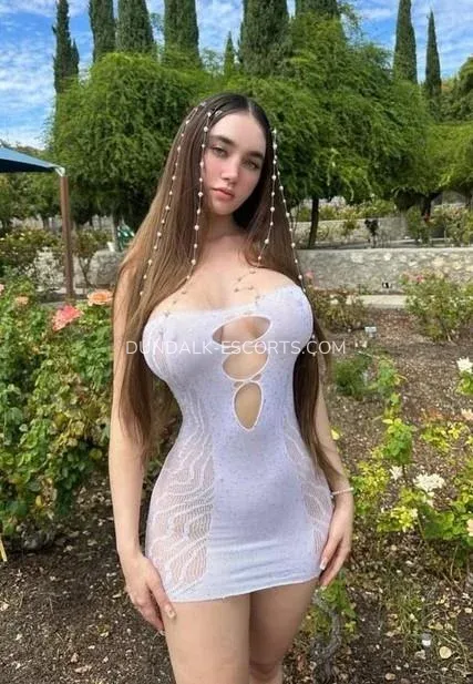 Dundalk escorts Malin — 1