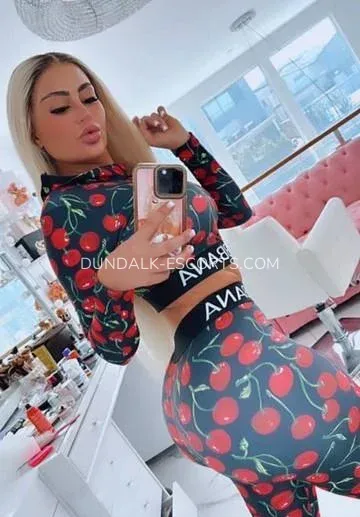 Dundalk escorts Irene — 3