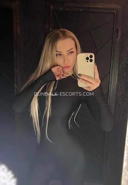 Dundalk escorts Victoria — 3
