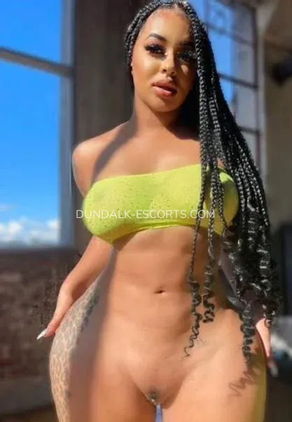 Dundalk escorts Courtney — 3