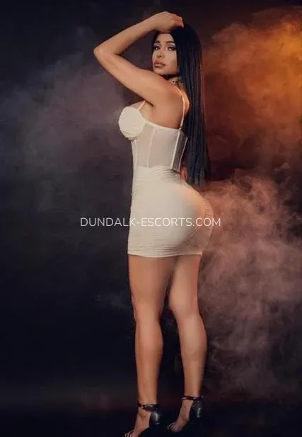 Dundalk escorts Gun — 5