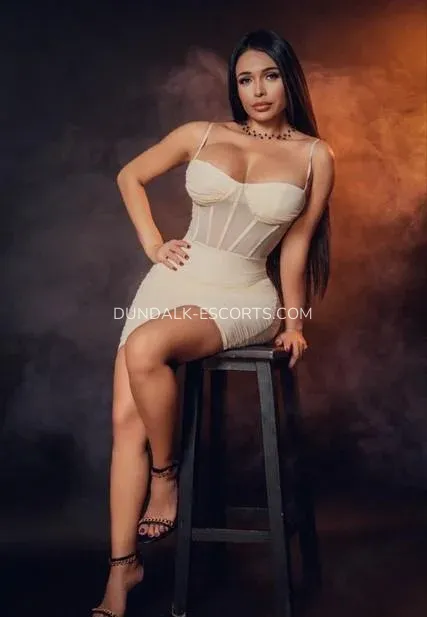 Dundalk escorts Gun — 1